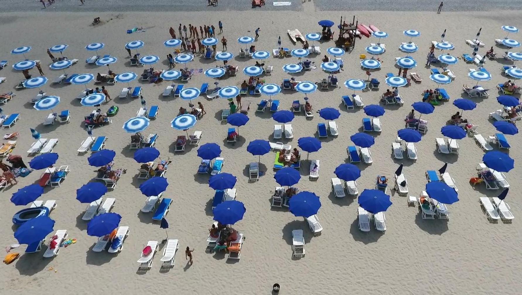 Club Esse Aquilia Beach Village Бадолато-Стационе Экстерьер фото